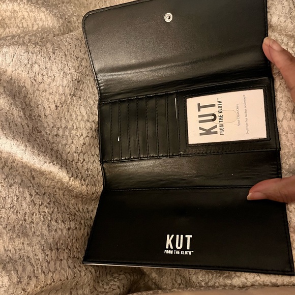 KUT Wallet - Picture 2 of 2